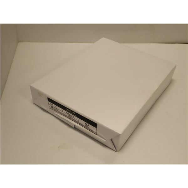 PQT DE 500 FEUILLES DE PAPIER 8.5"x11" 92 BRILLANCE