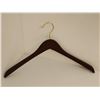 Image 2 : LOT: 42 CINTRES EN BOIS