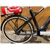 Image 3 : VÉLO ÉLECTRIQUE O2FEEL ISWAN CITY BOOST 8.1 -