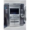 Image 2 : 604 -- SONY HOME SET