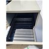 Image 2 : 610 -- FILE CABINET