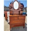 Image 1 : 614 -- ANTIQUE VANITY DRESSER