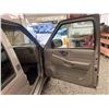 Image 37 : 2000 GMC JIMMY, GOLD, 269964 KMS, 4X4. - B279055