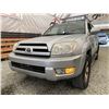 Image 2 : 2003 TOYOTA 4RUNNER, SILVER, 219654 KMS, 4X4. - D014979