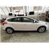 Image 11 : 2014 FORD FOCUS, WHITE, 127010 KMS, FRONT WHEEL DRIVE. - D314914