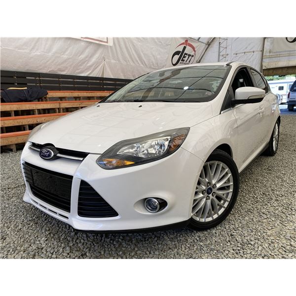 2014 FORD FOCUS, WHITE, 127010 KMS, FRONT WHEEL DRIVE. - D314914