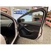 Image 37 : 2014 FORD FOCUS, WHITE, 127010 KMS, FRONT WHEEL DRIVE. - D314914