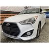 Image 2 : 2017 HYUNDAI VELOSTER, WHITE, 91450 KMS, FRONT WHEEL DRIVE. REPO UNIT. - J305881