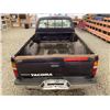 Image 19 : 1998 TOYOTA TACOMA, BLUE, 199780 KMS, REAR WHEEL DRIVE. - B032912