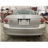 Image 17 : 2009 HONDA ACCORD, SILVER, 254561 KMS, FRONT WHEEL DRIVE. - P802997