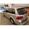 Image 21 : 2011 VOLKSWAGEN ROUTAN S, GRAY, 224714 KMS, FRONT WHEEL DRIVE. - P714778