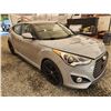 Image 9 : 2013 HYUNDAI VELOSTER, GREY, 128951 KMS, FRONT WHEEL DRIVE. - D159253