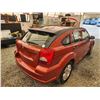 Image 14 : 2008 DODGE CALIBER, ORANGE, 133042 KMS, FRONT WHEEL DRIVE. - J702038