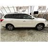 Image 11 : 2019 NISSAN PATHFINDER, WHITE, 111283 KMS, 4X4. - D625041