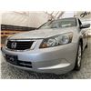 Image 2 : 2009 HONDA ACCORD, SILVER, 254561 KMS, FRONT WHEEL DRIVE. - P802997