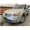 Image 1 : 2008 NISSAN ROGUE, SILVER, 224429 KMS, FOUR WHEEL DRIVE. - P143145