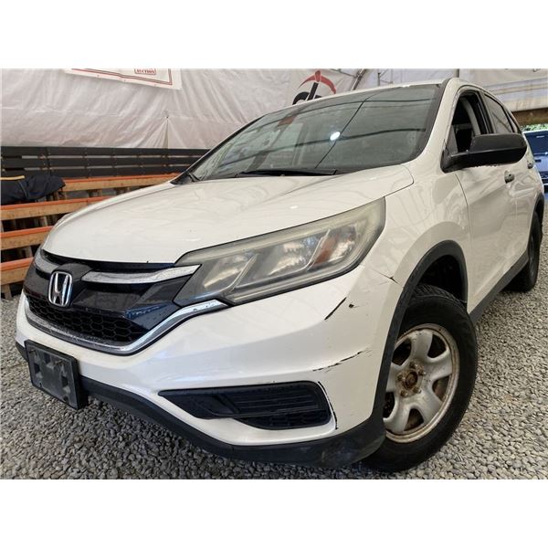 2016 HONDA CRV, WHITE, 328318 KMS, FOUR WHEEL DRIVE. - P104277