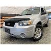 Image 1 : 2006 FORD ESCAPE, SILVER, 237096 KMS, FOUR WHEEL DRIVE. - BB45200
