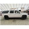Image 11 : 2007 CHEVROLET SUBURBAN K1500, WHITE, 207028 MI, FOUR WHEEL DRIVE. - D307555