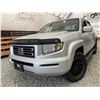 Image 1 : 2008 HONDA RIDGELINE, SILVER, 288877 KMS, FOUR WHEEL DRIVE. - D000354