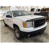 Image 8 : 2007 GMC SIERRA, WHITE, 416463 KMS, 4X4. - B615985