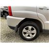 Image 27 : 2010 KIA SPORTAGE, SILVER, 221586 KMS, FOUR WHEEL DRIVE. - D665169
