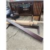 Image 1 : 721 -- BED FRAME