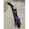 Image 1 : 723 -- SET OF GOLF CLUBS # 1