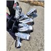 Image 2 : 724 -- SET OF GOLF CLUBS # 2