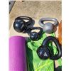 Image 2 : 735 --YOGA KIT