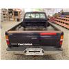 Image 18 : 1998 TOYOTA TACOMA, BLUE, 199780 KMS, REAR WHEEL DRIVE. - D032912