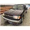 Image 3 : 1998 TOYOTA TACOMA, BLUE, 199780 KMS, REAR WHEEL DRIVE. - D032912