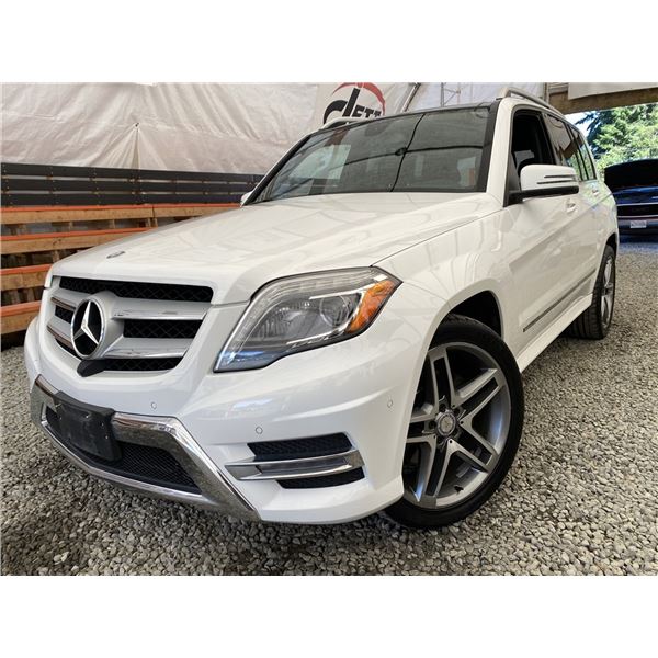 2015 MERCEDES GLK 350 4 MATIC, WHITE, 188598 KMS, ALL WHEEL DRIVE. - D350795