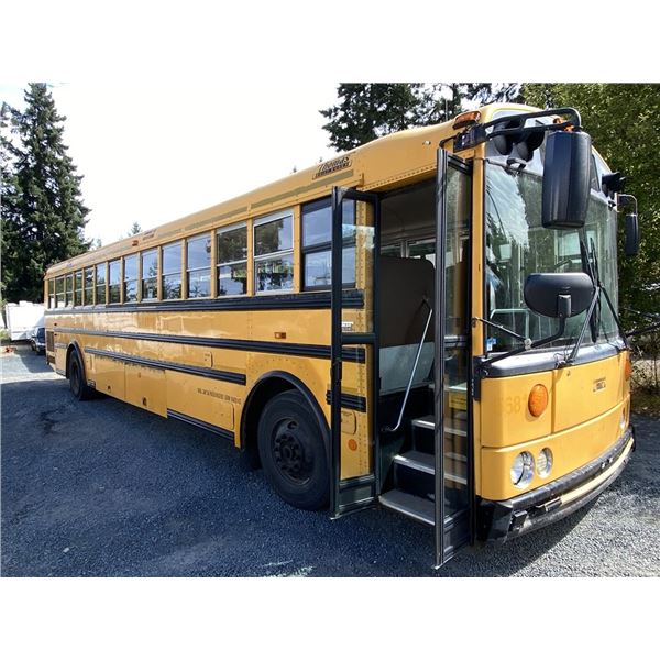 2006 THOMAS SCHOOL BUS, YELLOW, 468169 KMS, REAR WHEEL DRIVE. - D269385