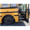 Image 8 : 2006 THOMAS SCHOOL BUS, YELLOW, 468169 KMS, REAR WHEEL DRIVE. - D269385