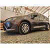 Image 2 : 2017 CHRYSLER PACIFICA TOURING L, GREY, 120705 KMS, FRONT WHEEL DRIVE. - D628757