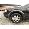 Image 31 : 2006 FORD FREESTYLE, BLACK, TMU KMS, ALL WHEEL DRIVE. - BA43837