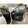 Image 37 : 2013 HYUNDAI VELOSTER, WHITE, 127641 KMS, FRONT WHEEL DRIVE. - D097162