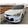 Image 3 : 2013 HYUNDAI VELOSTER, WHITE, 127641 KMS, FRONT WHEEL DRIVE. - D097162