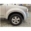 Image 25 : 2008 FORD ESCAPE, SILVER, 173494 KMS, FRONT WHEEL DRIVE. - BA65184