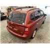 Image 16 : 2007 KIA RONDO, RED, 124323 KMS, FRONT WHEEL DRIVE. - B098089