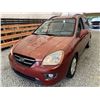 Image 3 : 2007 KIA RONDO, RED, 124323 KMS, FRONT WHEEL DRIVE. - B098089