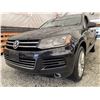 Image 2 : 2011 VW TOUAREG, BLACK, 237887 KMS, ALL WHEEL DRIVE. - D007567