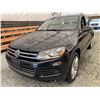 Image 3 : 2011 VW TOUAREG, BLACK, 237887 KMS, ALL WHEEL DRIVE. - D007567