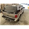 Image 16 : 2000 GMC JIMMY, GOLD, 269964 KMS, 4X4. - B279055