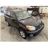 Image 10 : 2005 TOYOTA RAV 4, BLACK, 162252 MILES, FOUR WHEEL DRIVE. - B037629