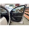 Image 37 : 2017 GMC ACADIA, WHITE, 156341 KMS, ALL WHEEL DRIVE. - D167110