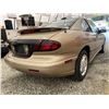 Image 14 : 1999 PONTIAC SUNFIRE, GOLD, 160757 KMS, FRONT WHEEL DRIVE. NO RESERVE. - P520130