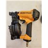 Image 2 : 805 -- MAKITA SAW + BOSTITCH NAIL GUN (B)