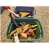 Image 2 : 820 -- TOTES N TOOLS